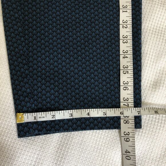 Women’s Dress Pants Alfani Black With Blue Shell Pattern Size 20W Elastic Wrist - Picture 5 of 12